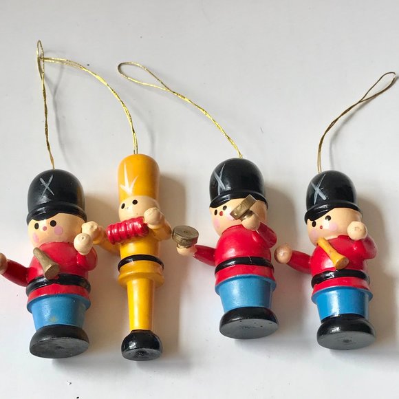 Vintage Wood Toy Soldiers Christmas Ornaments Hand Painted Drummer Nutcracker - Picture 8 of 10